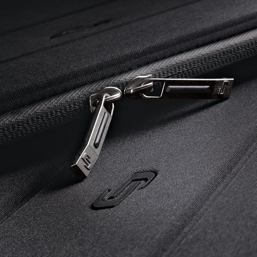 Bond 13.3" Sleeve - Image 6
